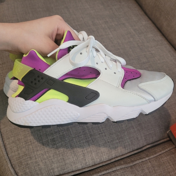 Nike Air Huarache - Picture 6 of 9